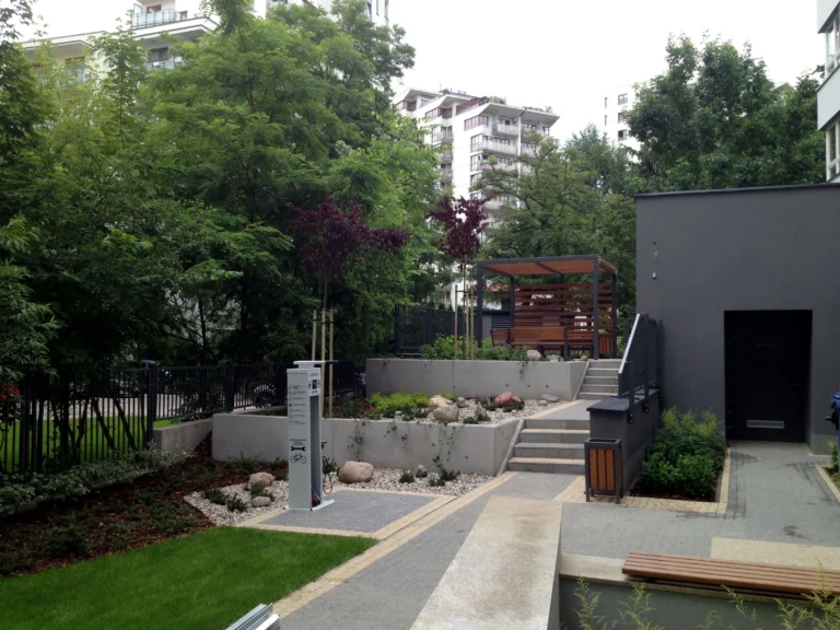 Apartamentowiec na Mokotowie (Warszawa)