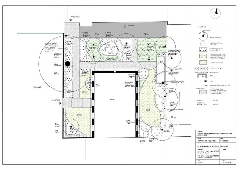 Dziedziniec przy kamienicy (Warszawa – Mokotów)